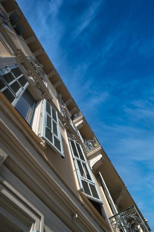 Lusso 5 Beds Central Apartment Nizza Kültér fotó